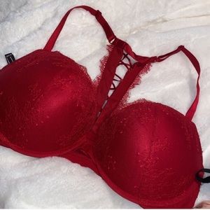 Red and black Victoria Secret push up bra bundle.